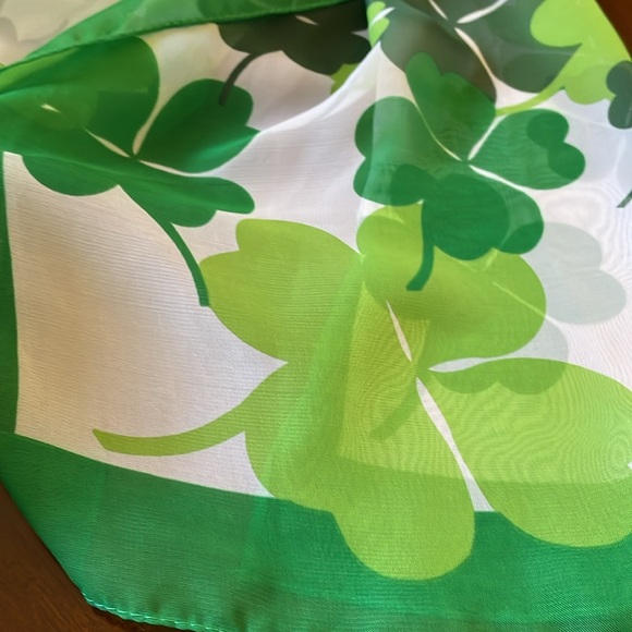 St. Patrick's Day Shamrock leaf long Scarf - Picture 6 of 8